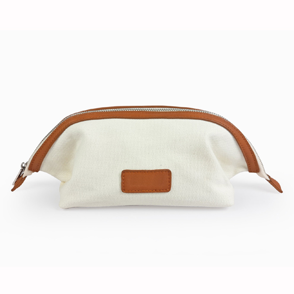 Canvas Wash Bag with Leather Leads-White