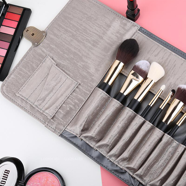 Beauty Pro 28 pcs Brush Set in Master Case Grey